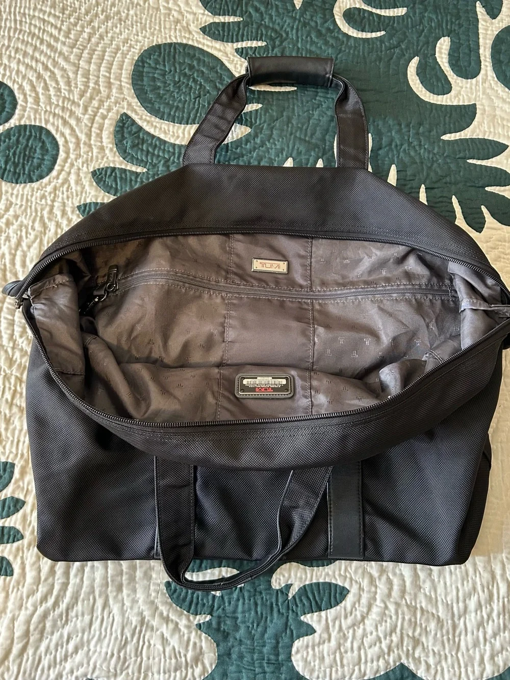 Authentic Tumi Black Men's Duffel Bag with Leather Trim